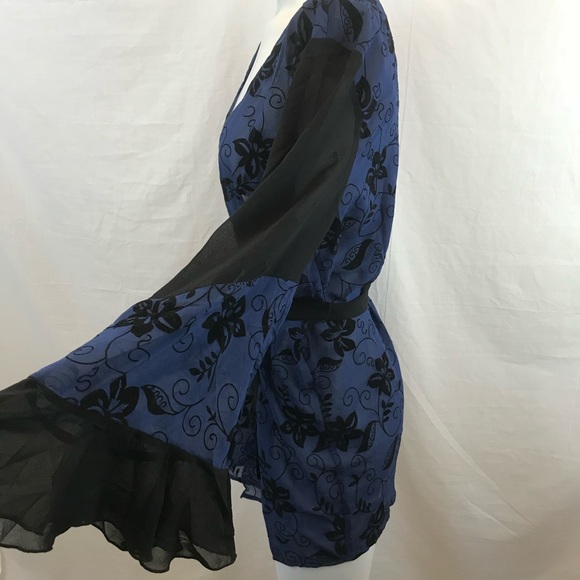 2/$40 Navy and Black Chiffon Floral Robe - Picture 5 of 9